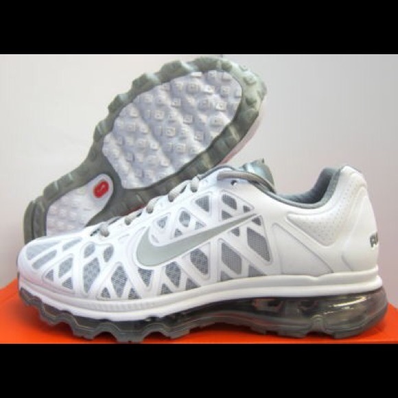 Nike Other - BRAND NEW!! Nike Air Max 2011